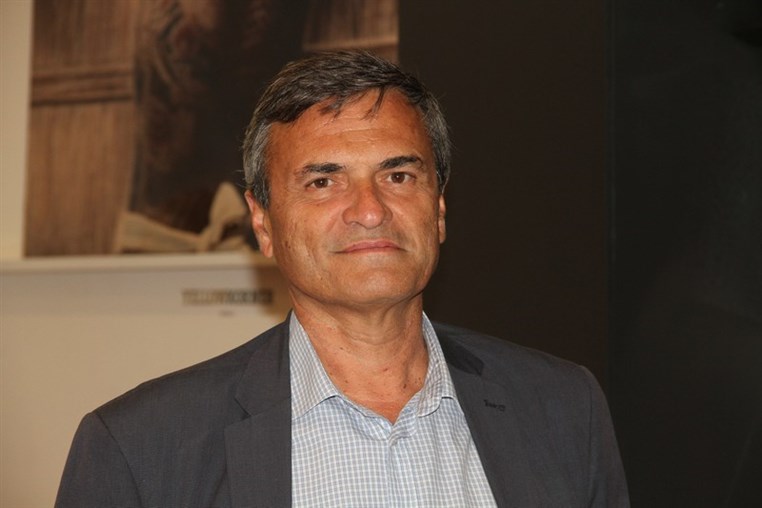 Book Signing of Les Perles du Liban